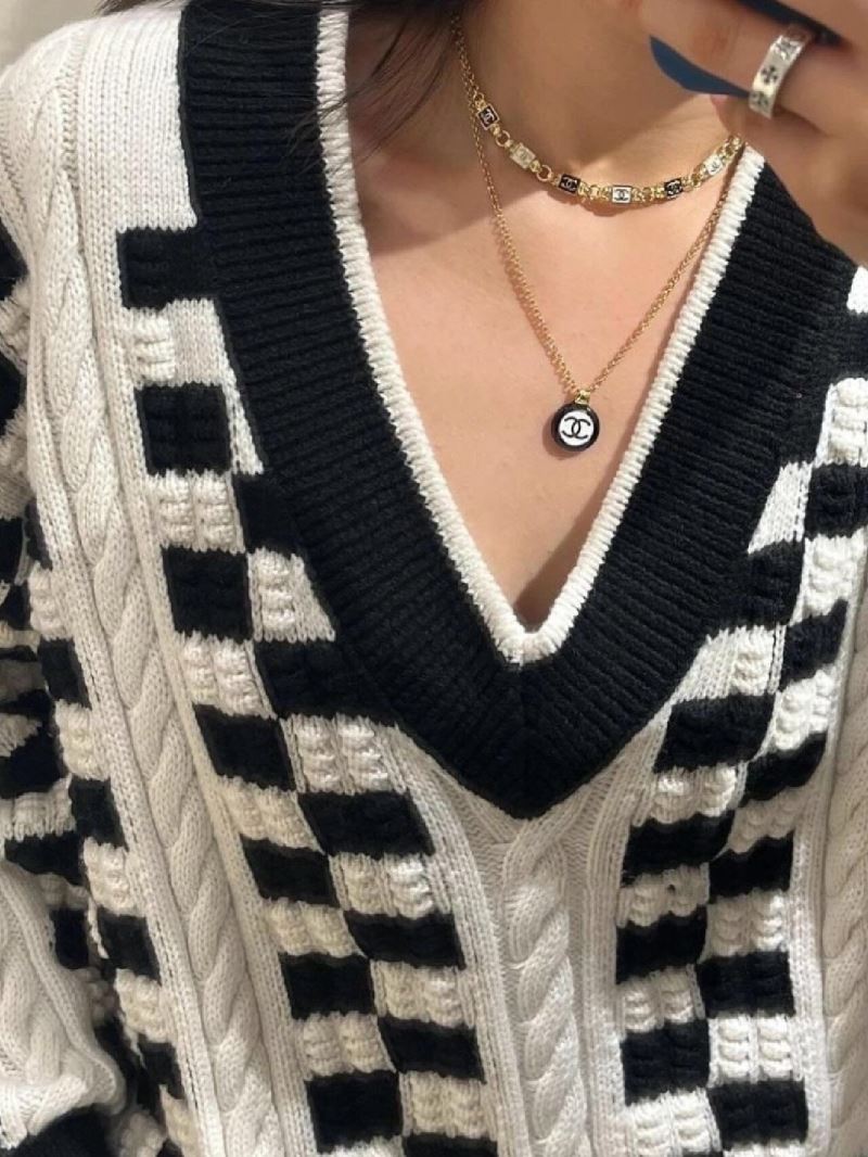 Chanel Necklaces